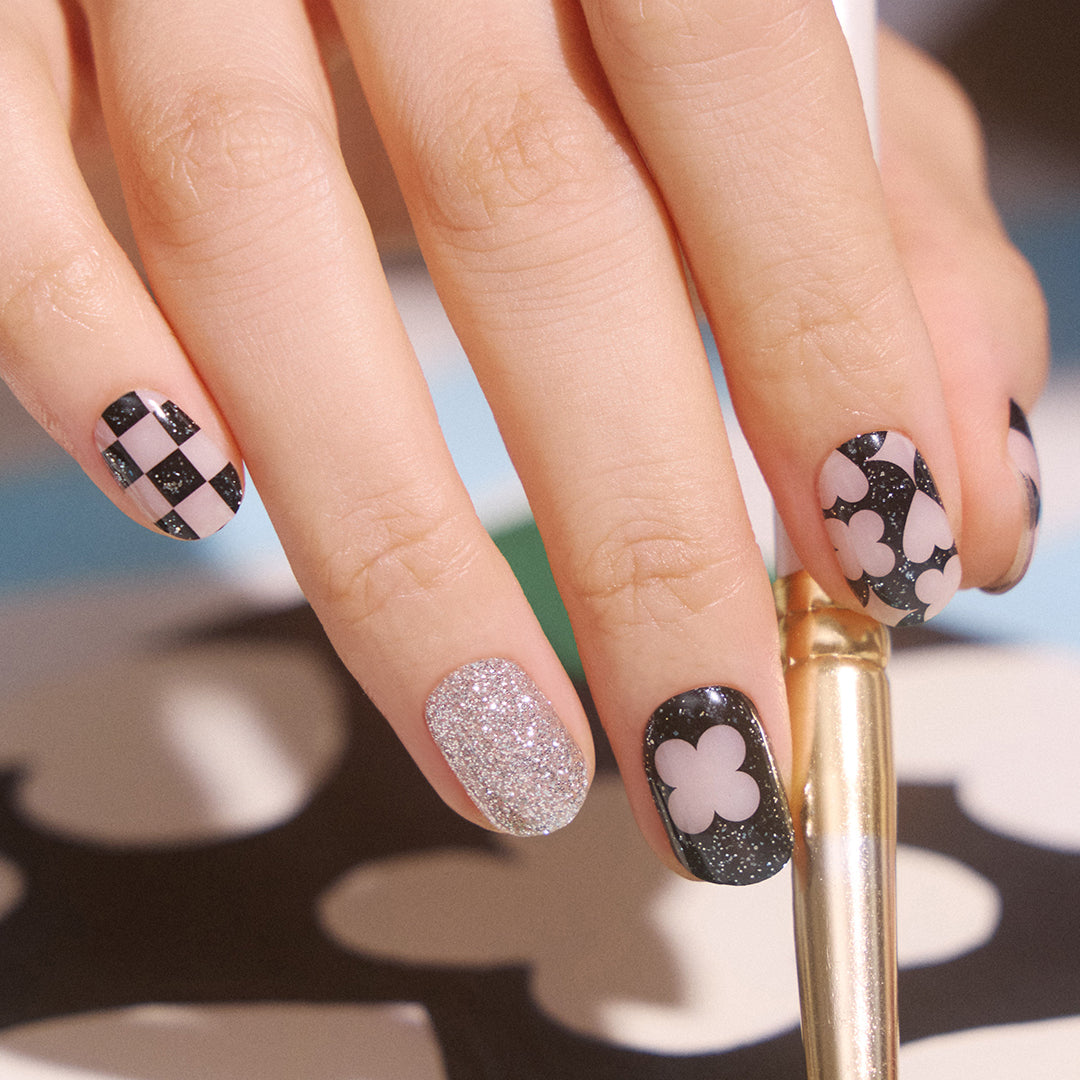 N Check in Wonderland | セルフジェルネイルのohora公式 – ohora jp