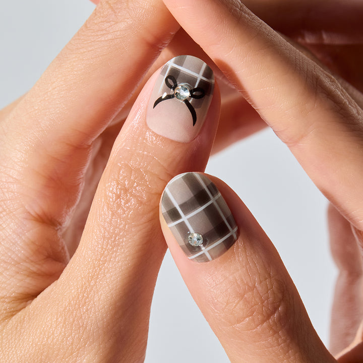 N Check Noir | セルフジェルネイルのohora公式 – ohora jp