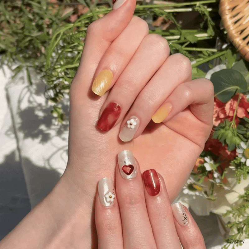 N Snow White&