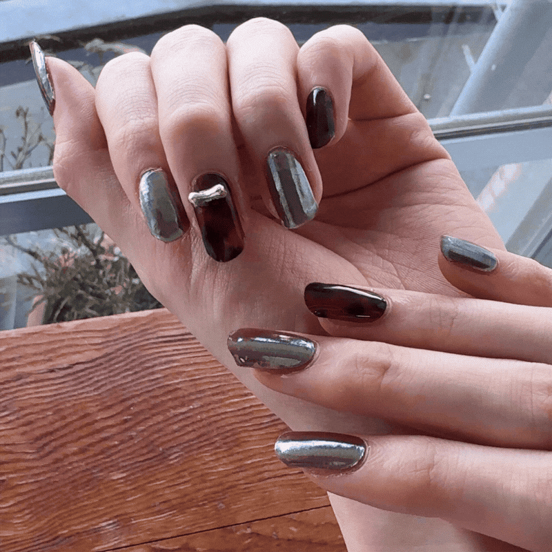 N Noir Amber