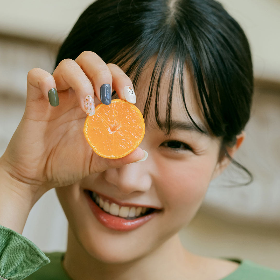 N Roaring Tangerine